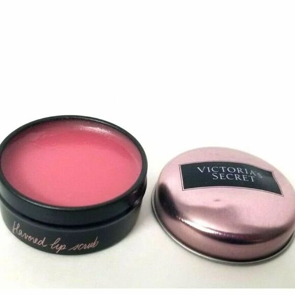 Victorias Secret Strawberry Fizz Lip Scrub .74oz Flavored lip scrub LAST ONE - Picture 1 of 3